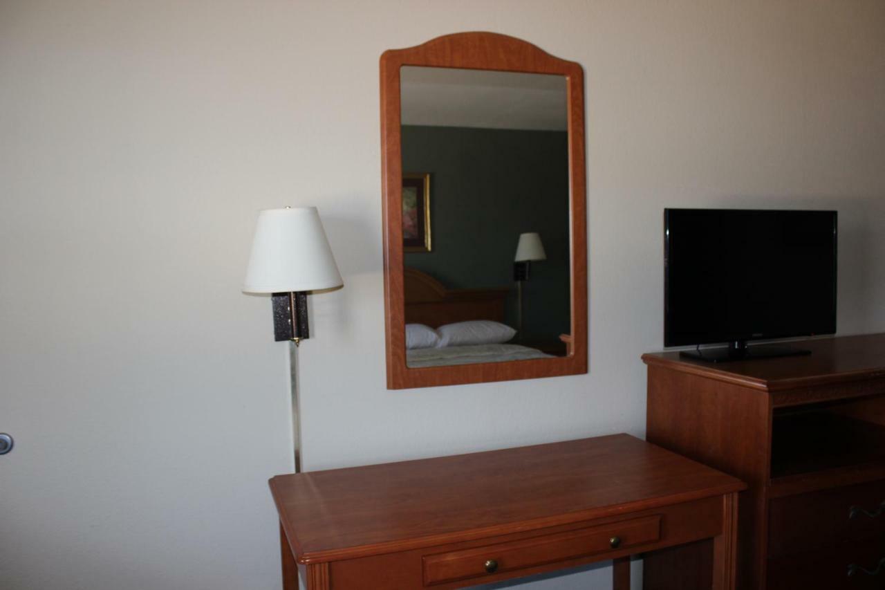 Nationwide 9 Inn Wynne Екстер'єр фото